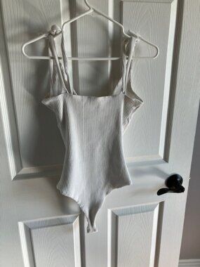 Princess Polly Bodysuit Size US 6